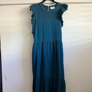 Flowing linen summer dress